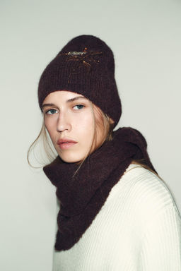 KNIT BEANIE WITH FLORAL BEADING - Zara фото 5