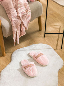 Nak??l? Kad?n Ev Terli?i