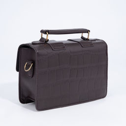 Сумка-мессенджер на клапане, длинный ремень, цвет тёмно-коричневый - Simaland фото 2