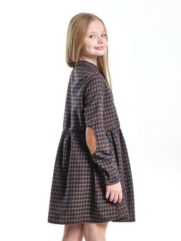 Платье для девочки в клетку с заплатками на рукавах UD 7863 син-горчица клетка - Mini maxi фото 3