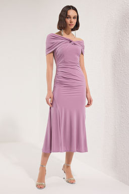 TRENDYOLMILLA Siyah Asimetrik Yaka Orme S?k Abiye Elbise TPRSS24EL00046  фото 2