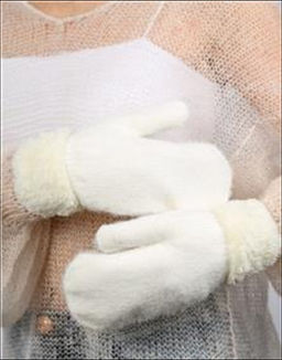 Женские варежки