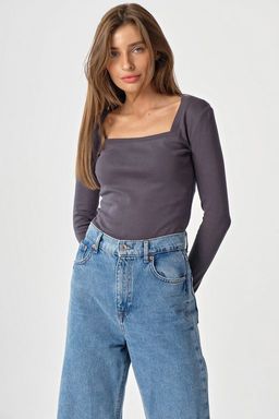 Лонгслив трикотажный с квадратным вырезом из хлопка хаки - Fly фото 10