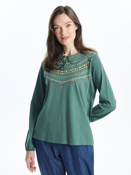 Ba?lamal? Yaka Desenli Kad?n Bluz