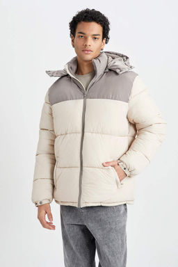 Водоотталкивающее пальто стандартного кроя с капюшоном на флисовой подкладке - Defacto фото 4