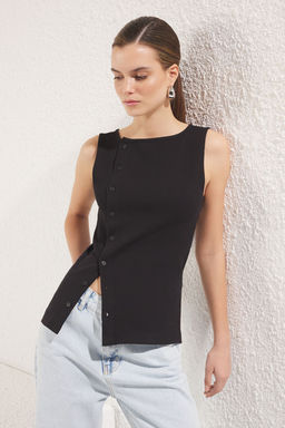 Siyah Dugmeli Asimetrik Fitted/Vucuda Oturan Fitilli Esnek Orme Bluz TWOSS25BZ00394