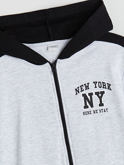 Kap??onlu Erkek ?ocuk Fermuarl? Sweatshirt
