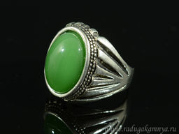 Кольцо с зеленым камнем агатом тонированным из ювелирного сплава овал 13*18мм, размер 20