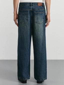 Джинсы relax fit / Zarina