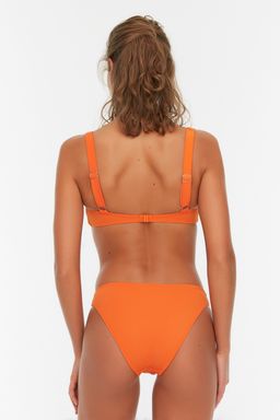 Turuncu Dokulu V Kesim Bikini Alt?
TBESS22BA0121 - Trendyolmilla фото 5