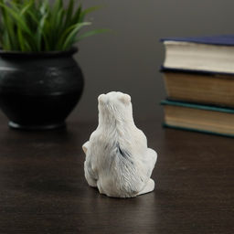 Фигурка «Шаман в шкуре медведя с бубном», 8.5 см