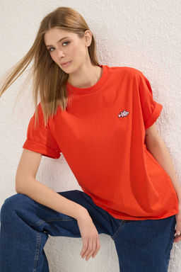TRENDYOLMILLA Siyah %100 Pamuk Nak?sl? Oversize/Genis Kal?p Bisiklet Yaka Orme T-Shirt TWOSS24TS00102 фото 16