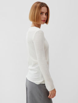 Джемпер женский MINAKU: Knitwear collection, цвет молочный, размер 50  фото 5
