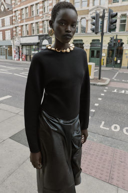 KNIT JUMPER WITH BEADED NECKLINE