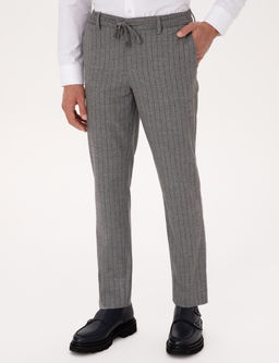 Gri Ekstra Slim Fit _izgili Kuma_ Pantolon