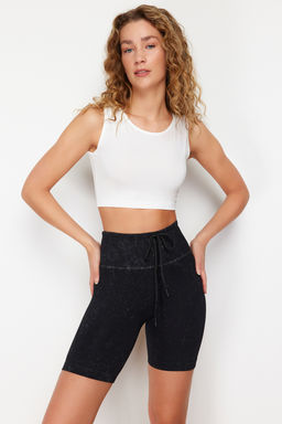 TRENDYOLMILLA Siyah Beyaz %100 Pamuklu 2 Katmanl? Reflektor Bask?l? Crop Orme Spor T-Shirt THMSS24TS00001 фото 2