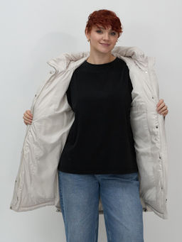 Куртка зимняя женская с капюшоном модная бежевого цвета 7341B - Visdeer фото 14