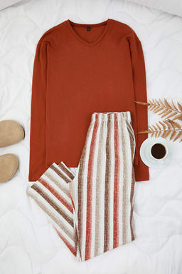 Kiremit Regular Fit Bask?l? V Yaka Orme Pamuklu Pijama Tak?m? TMNAW26PT00051
