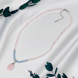 Бусы из Розового кварца и Ангелита с кулоном