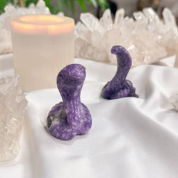 Фигурка резная "Змея" из Лепидолита