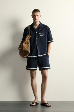 CAMISA RELAXED FIT BORDADO PECES / Marino