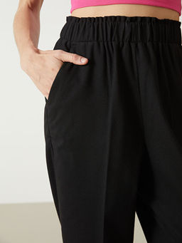 Beli Lastikli Kad?n Pantolon