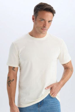 New Regular Fit Bisiklet Yaka Basic Duz K?sa Kollu Tisort