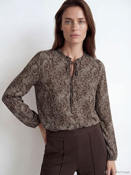 Ba?lamal? Yaka Desenli Bluz