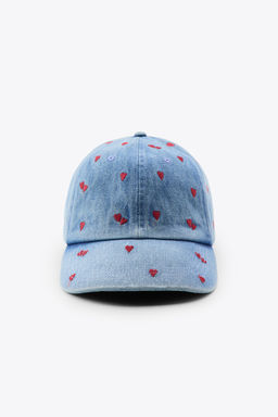 DENIM CAP WITH HEART EMBROIDERY