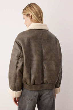 Fume Oversize Kal?p Pelus Detayl? Suni Deri Bomber Ceket Mont TWOAW26MO00010