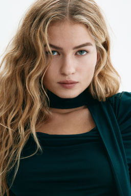 Top drapeado con detalle efecto fular - H&m фото 5