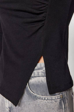 Trendyolmilla Siyah Tek Y?rtmac Detayl? Pamuklu Buzgulu Bisiklet Yaka Orme Bluz TWOAW24BZ00388  фото 9