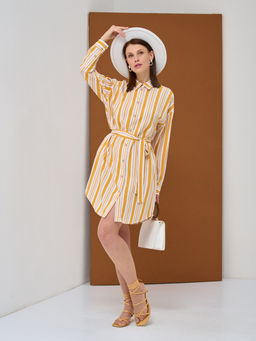 Платье-рубашка оверсайз из однотонного штапеля