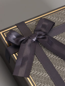 Набор подарочных коробок 3 в 1, прямоугольные с бантом, графитовый, 19×19×9.8;17×17×8; 15×15×6.5 см