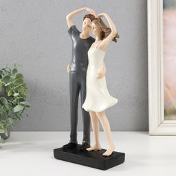 Фигурка полистоун Влюблённые: одно сердце на двоих 12?6.5?27.5 см