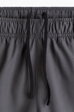 Pantal?n corto de doble capa con DryMove - H&m фото 6