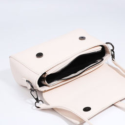 Сумка-мессенджер на магните, цвет белый - Simaland фото 8