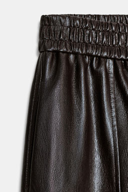 FAUX LEATHER BERMUDA SHORTS - Zara фото 8
