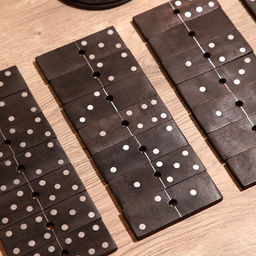 Игра настольная «Домино», 14×14×30 см, манговое дерево