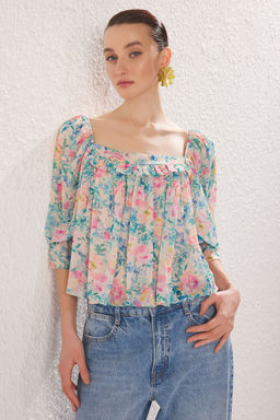 Trendyolmilla Yesil Sifon Kare Yaka Balon Kol Dokuma Bluz TWOSS25BZ00351