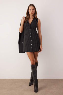 Siyah Cizgili K?sa / Mini Dokuma Ceket Elbise TWOAW26EL00120
