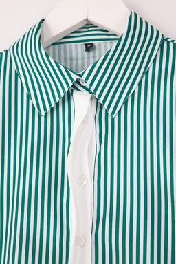 Beyaz Yesil Cizgili Kontrast Patl? Oversize/Genis Kal?p Gomlek TWOSS26GO00010