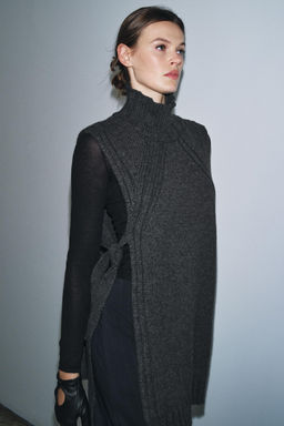 WOOL WAISTCOAT WITH OPENINGS - Zara фото 2