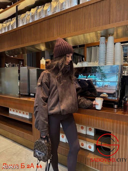 Замшевая женская куртка - Bruno фото 3