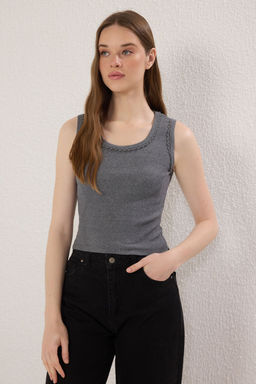 Antrasit Havuz Yaka S?f?r Kol Vucuda Oturan Fitilli Esnek Orme Bluz TWOSS25BZ00289