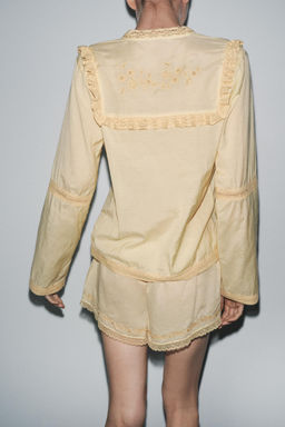 FLORAL EMBROIDERED LACE SHORTS - LIMITED EDITION - Zara фото 3