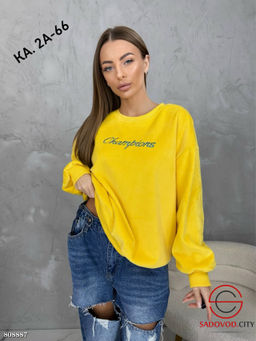 Кофта из велюра женская