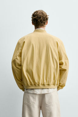 CAZADORA BOMBER T?CNICA REGULAR FIT / Vainilla - Zara фото 3