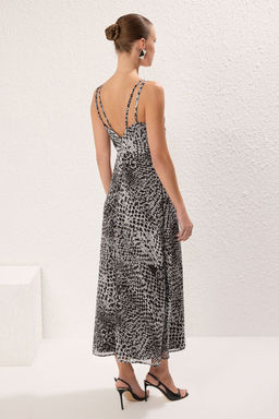 TRENDYOLMILLA Cok Renkli Desenli A-Kesim Ask?l? Midi Astarl? Dokuma Elbise TWOSS23EL00989  фото 4