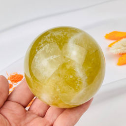 Шар из Цитрина